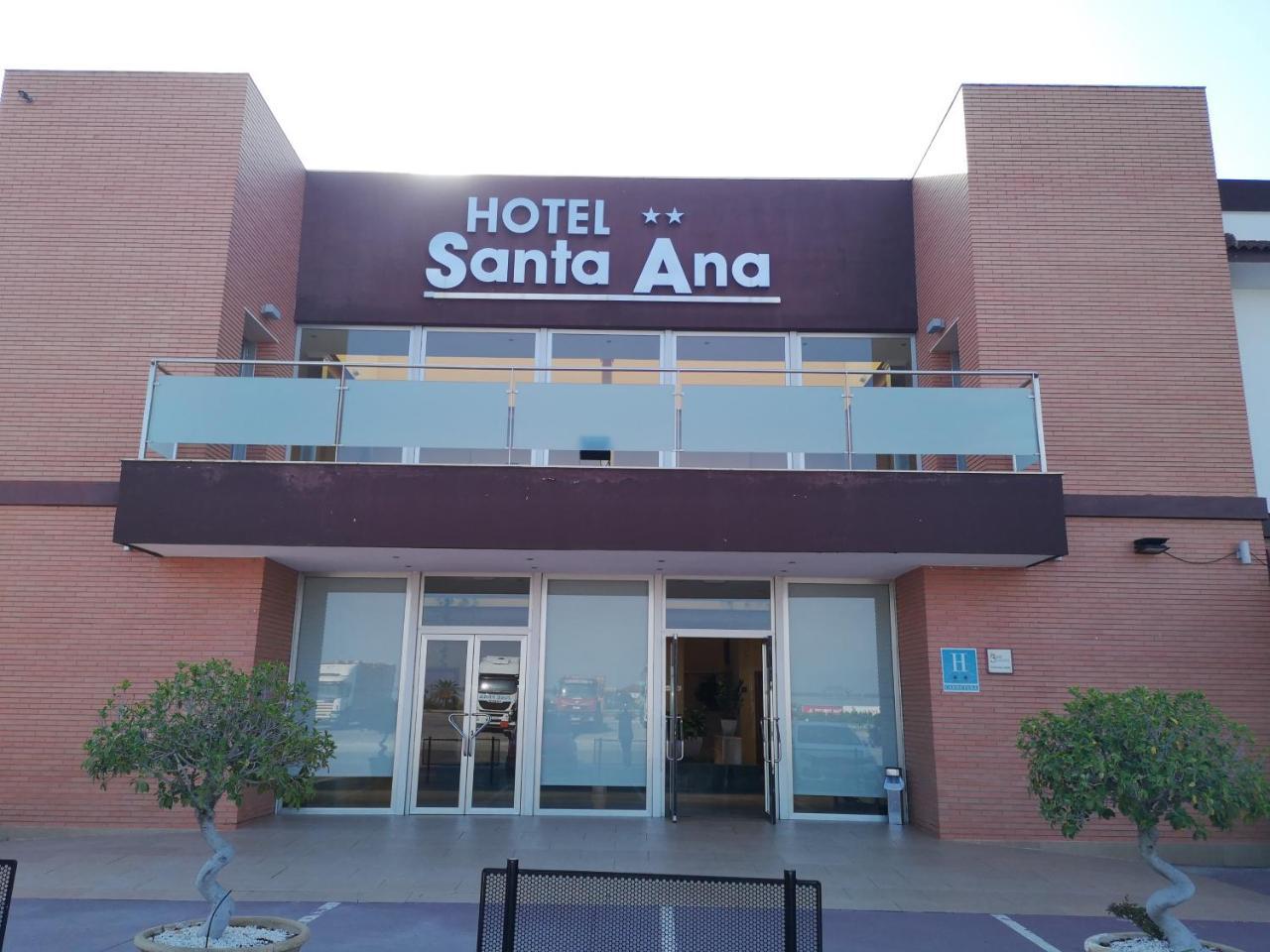 Hotel Santa Ana La Carlota Kültér fotó